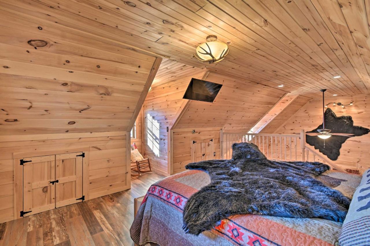 Quiet And Secluded Berea Cabin On 70-Acre Farm! Zewnętrze zdjęcie